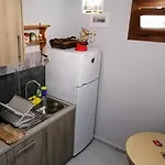 Roppas Nostos بيت ضيافة 3*